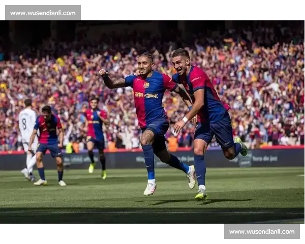 皇马对阵巴萨经典巅峰之战全场回放精彩瞬间解析战术博弈与进球合集