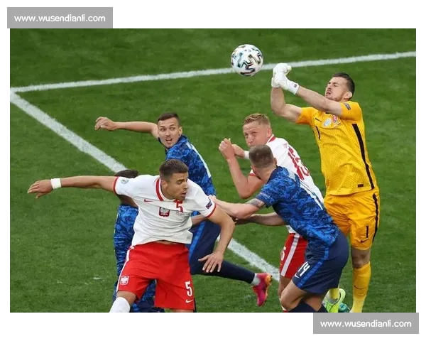 瑞士对阵乌克兰强强对话聚焦欧洲赛场走势解析与战术博弈前瞻分析